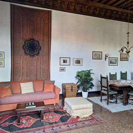 Appartamenti Inside Palazzo Foscarini ヴェネツィア エクステリア 写真