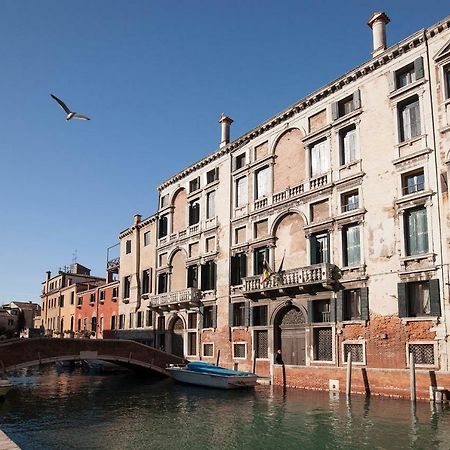 Appartamenti Inside Palazzo Foscarini ヴェネツィア エクステリア 写真